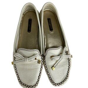 Louis Vuitton Gloria Shoes Flat Loafers Ivory US 6.5 EU 36.5 Leather Bow Logo